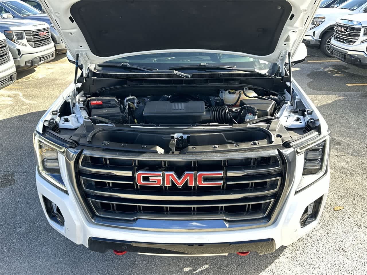 2022 GMC Yukon AT4 10