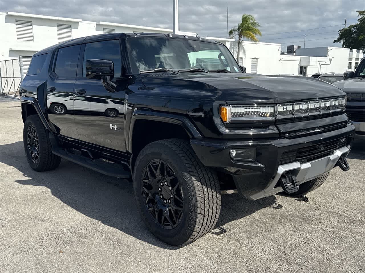 2025 GMC HUMMER EV 2X 9