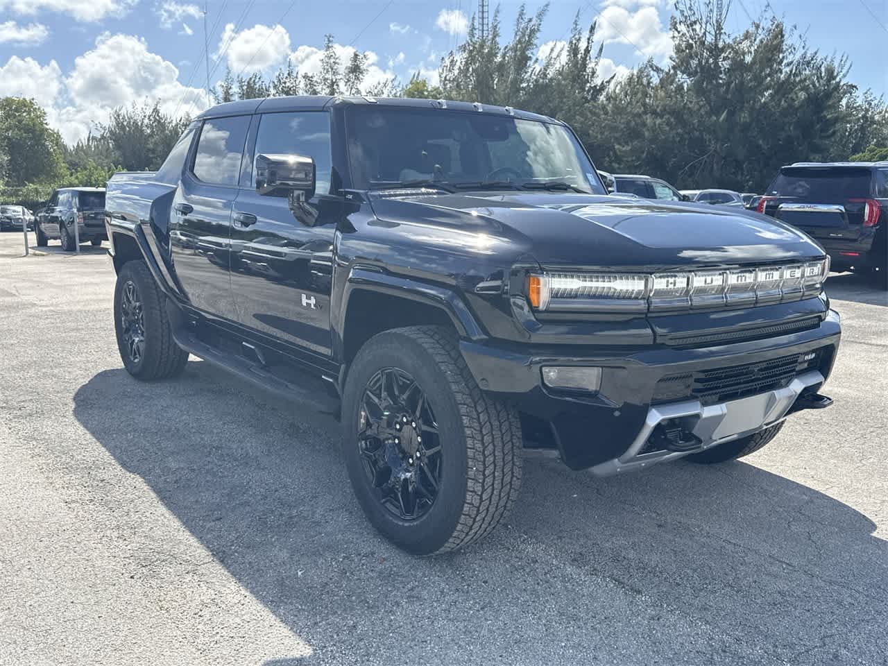 2025 GMC HUMMER EV Pickup 2X e4WD Crew Cab 9