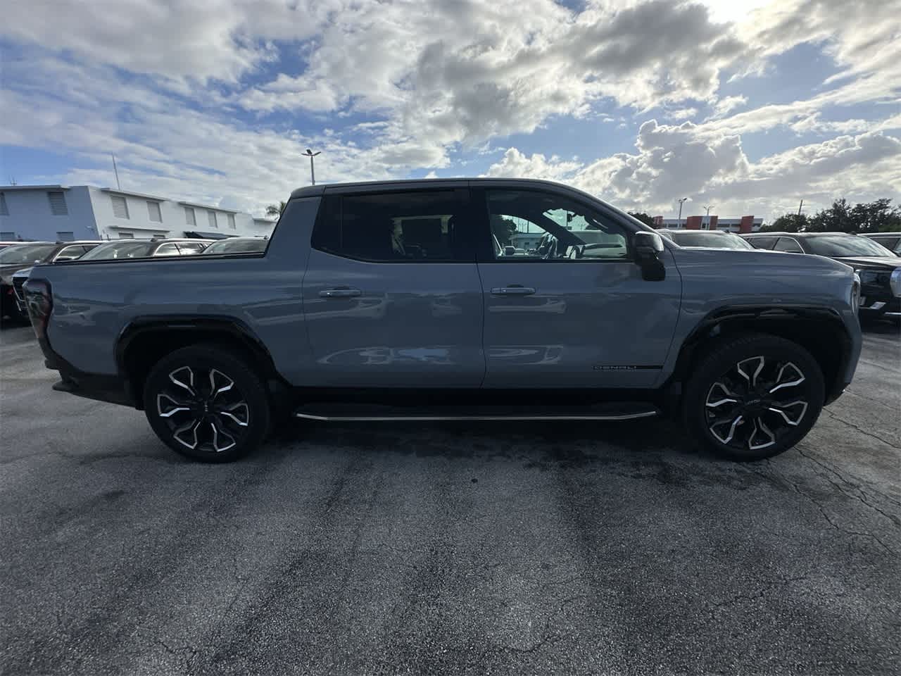 2024 GMC Sierra EV Denali Edition 1 e4WD Crew Cab 4