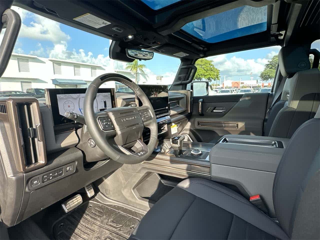 2024 GMC HUMMER EV Pickup 3X e4WD Crew Cab 3X 11