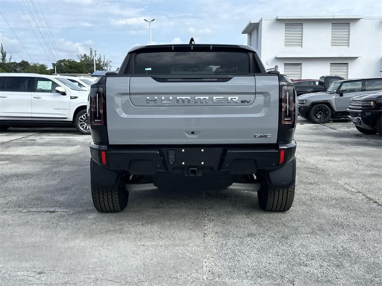 2025 GMC HUMMER EV Pickup 3X e4WD Crew Cab 11