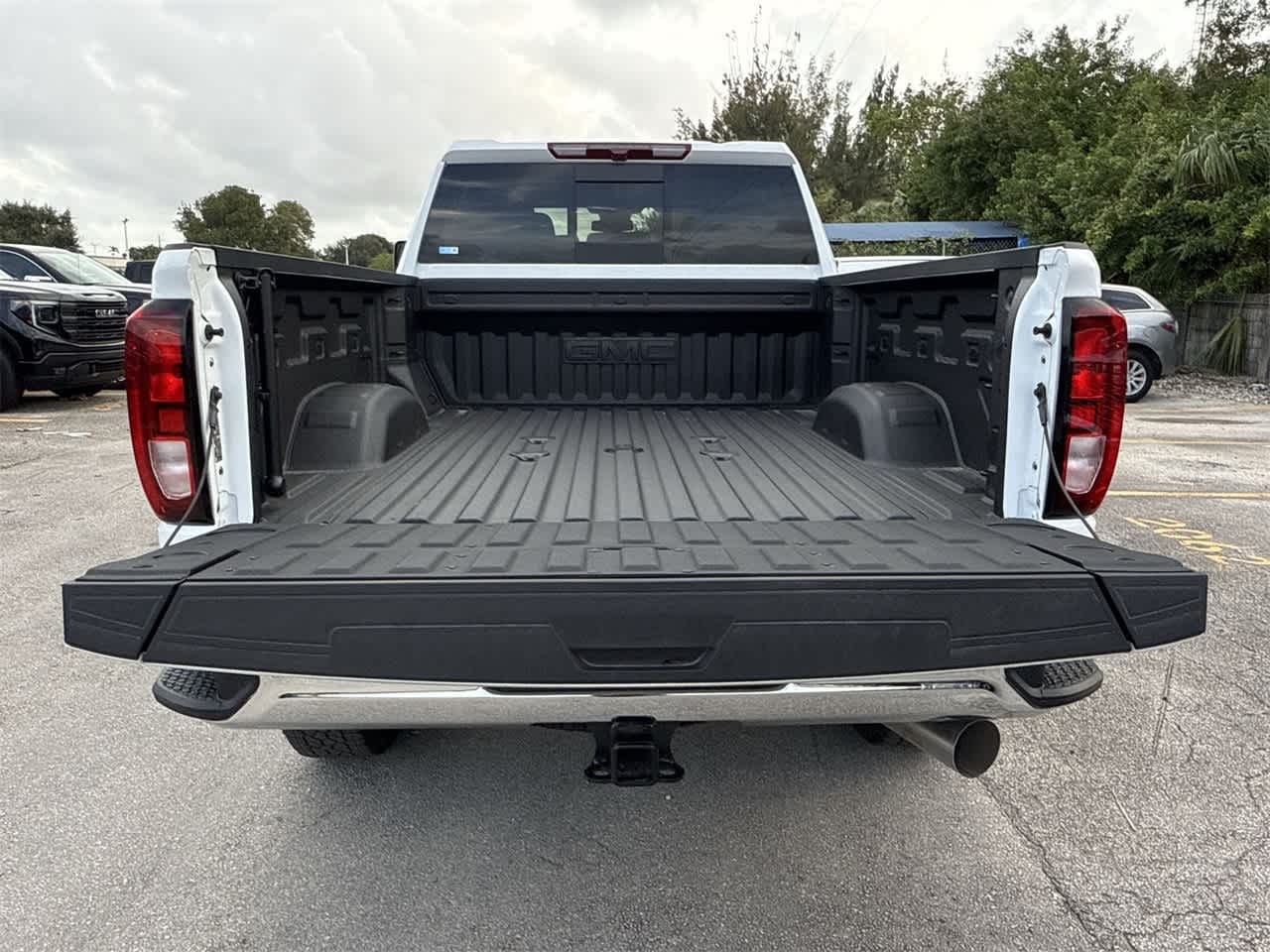 2025 GMC Sierra 2500HD SLE 4WD Crew Cab 159 23