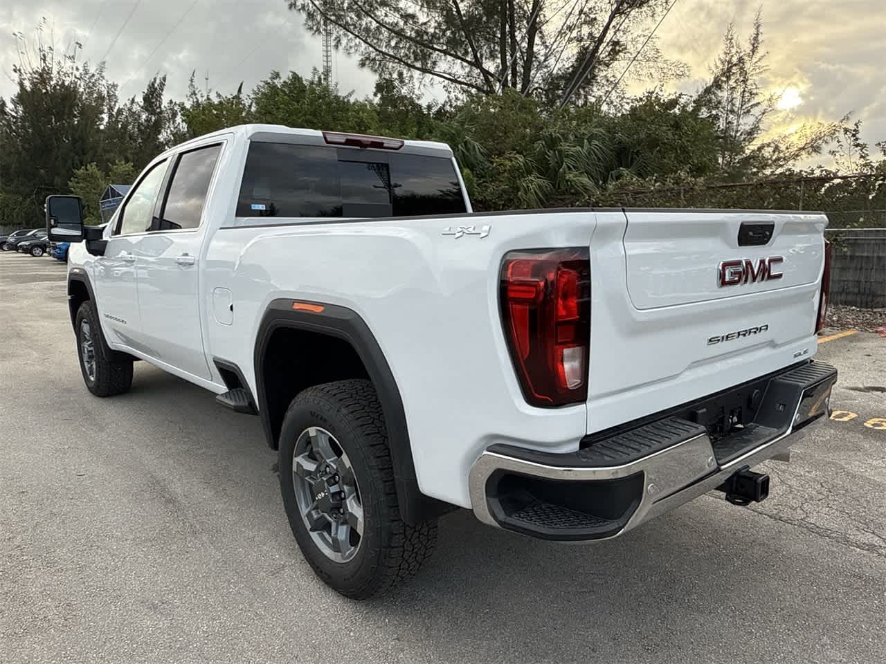 2025 GMC Sierra 2500HD SLE 4WD Crew Cab 159 7