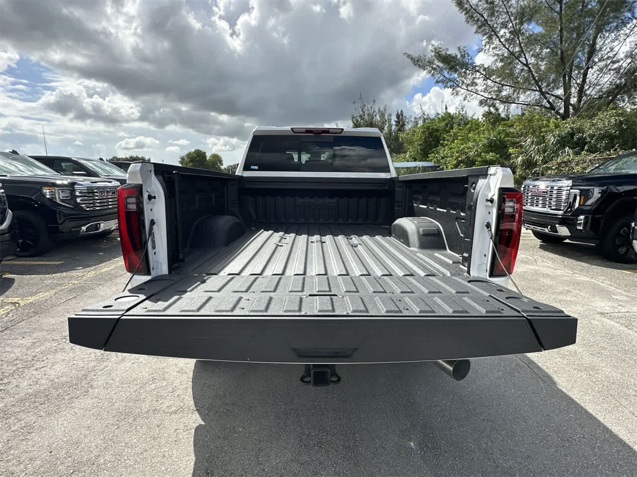 2025 GMC Sierra 2500HD Denali 4WD Crew Cab 159 29