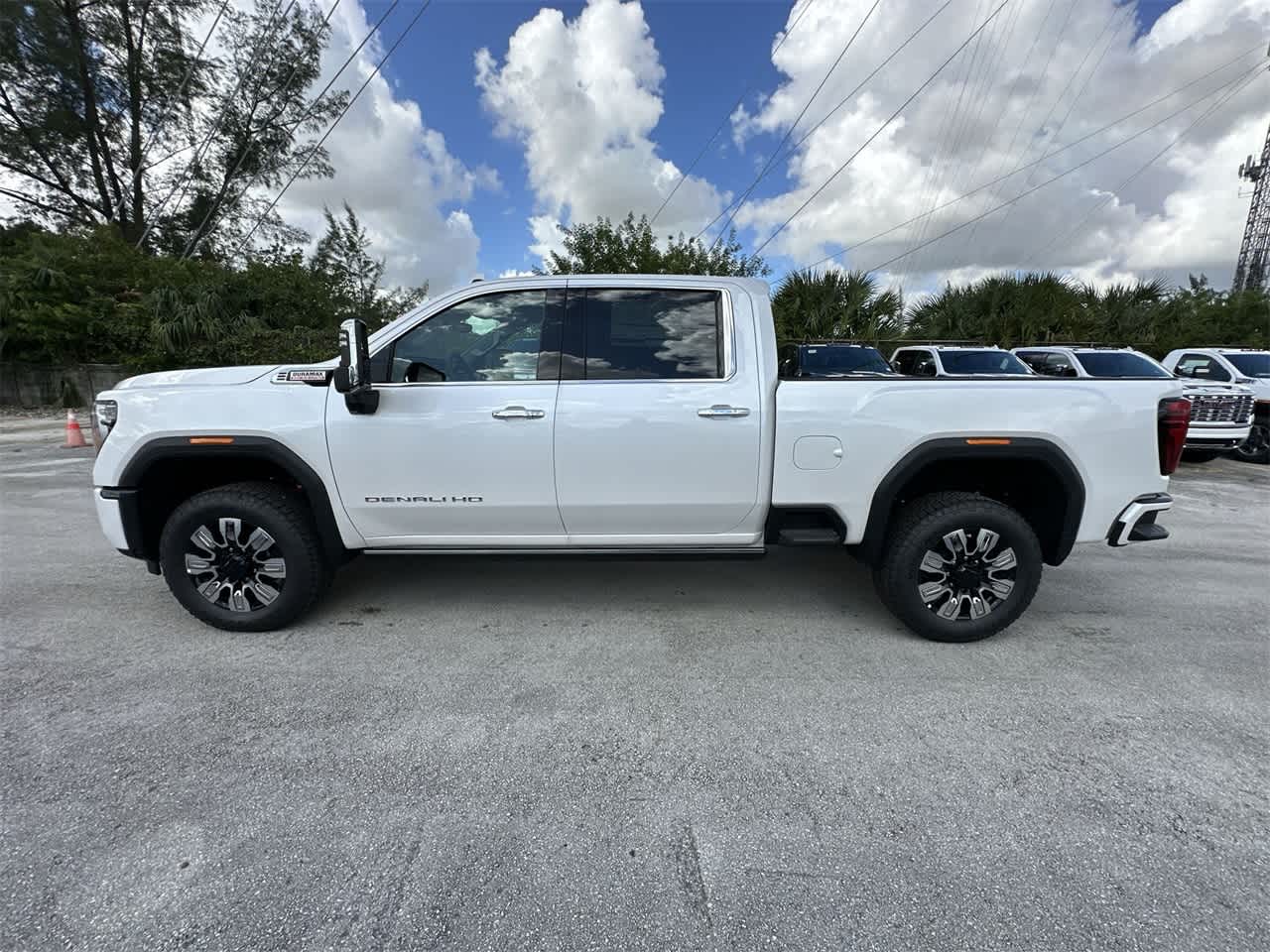 2025 GMC Sierra 2500HD Denali 4WD Crew Cab 159 14