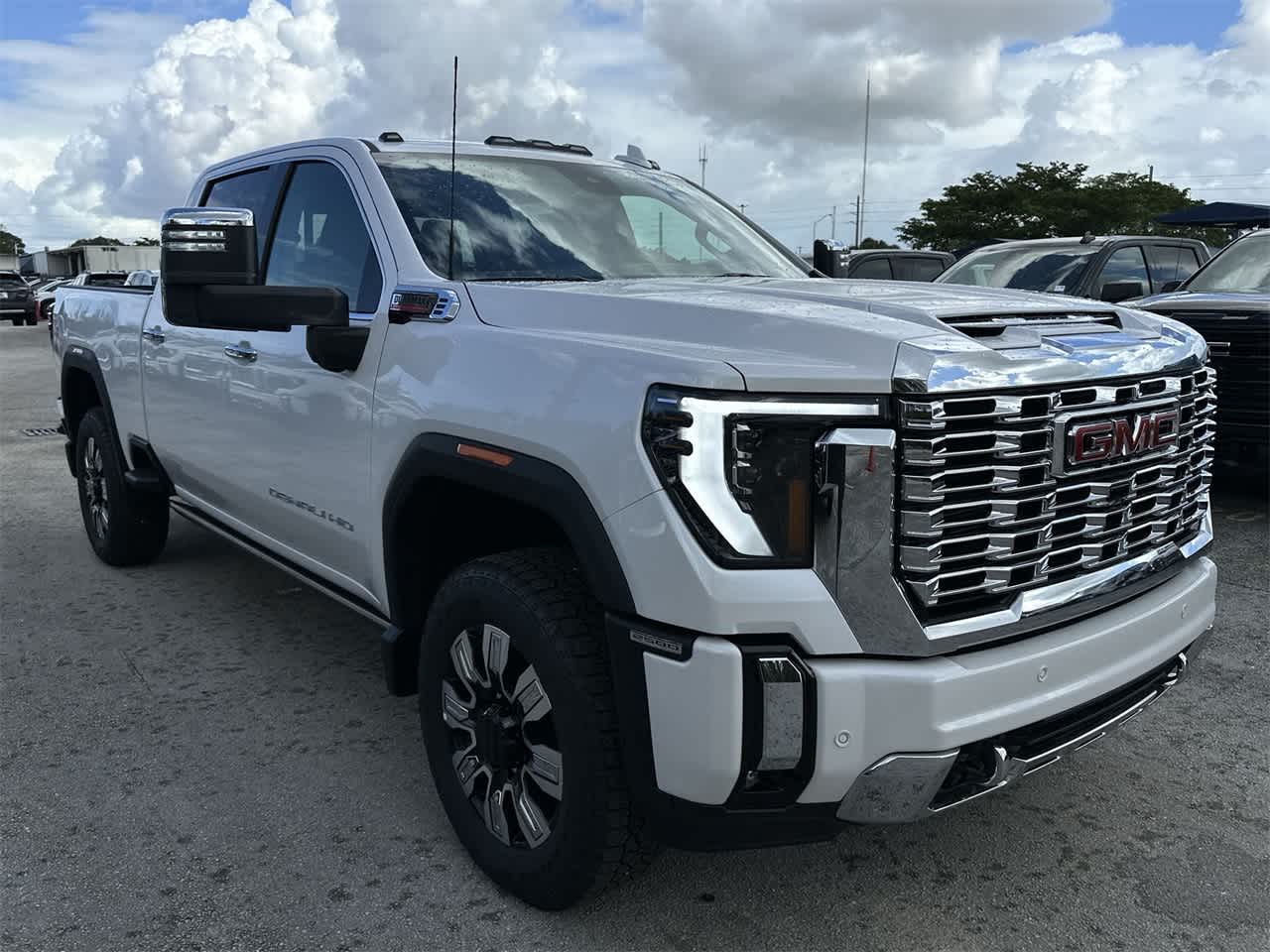 2025 GMC Sierra 2500HD Denali 4WD Crew Cab 159 9