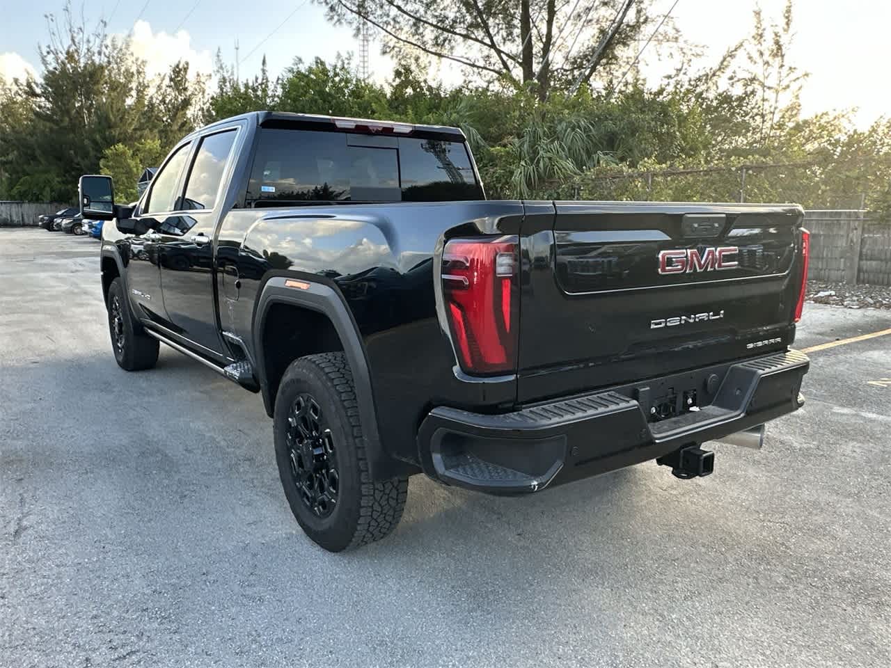 2025 GMC Sierra 2500HD Denali 4WD Crew Cab 159 7