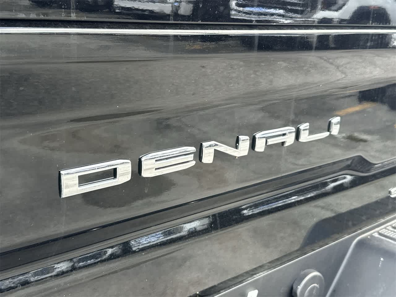 2025 GMC Sierra 2500HD Denali 4WD Crew Cab 159 12