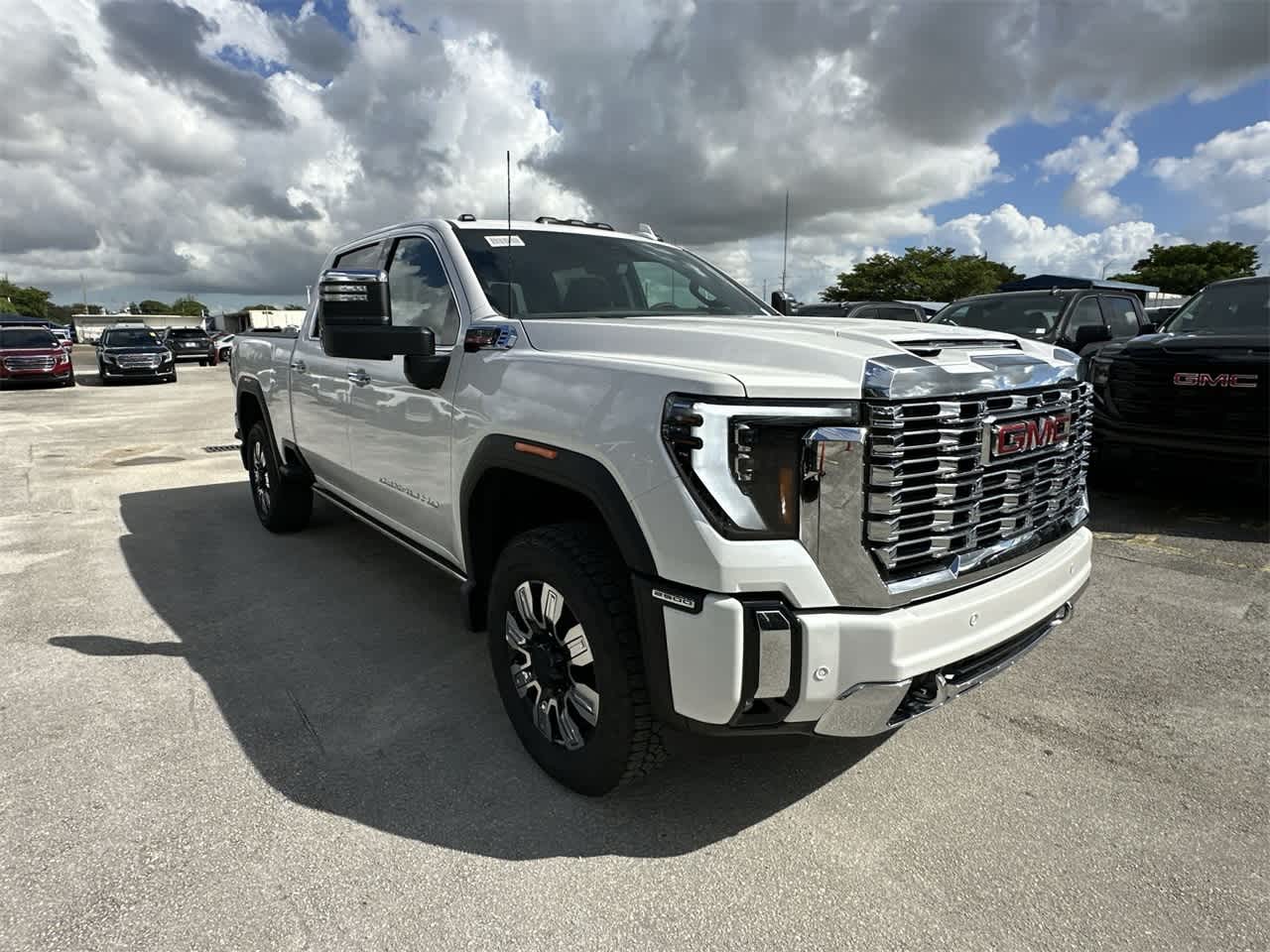 2025 GMC Sierra 2500HD Denali 4WD Crew Cab 159 9