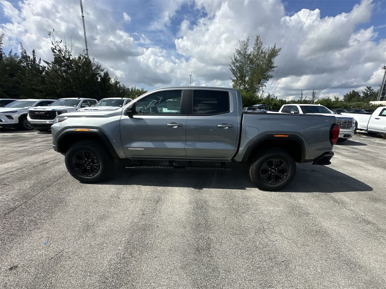 2024 GMC Canyon 2WD Elevation Crew Cab 8