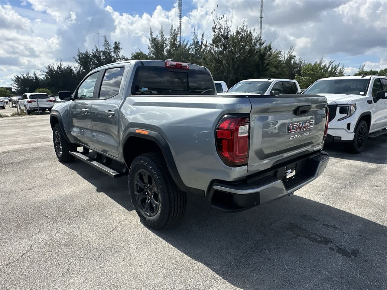 2024 GMC Canyon 2WD Elevation Crew Cab 7