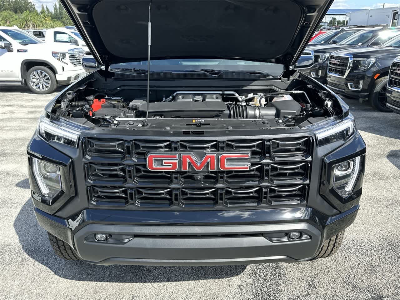 2024 GMC Canyon 2WD Elevation Crew Cab 10