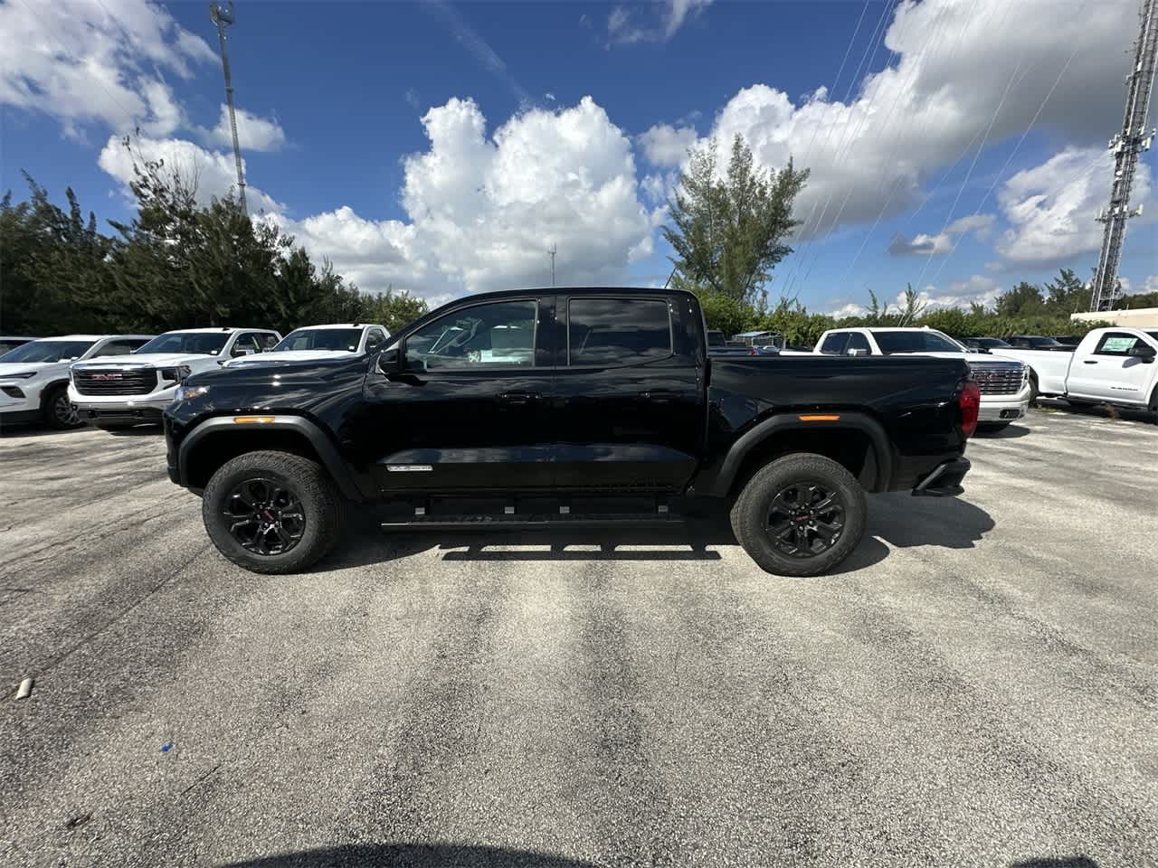 2024 GMC Canyon 2WD Elevation Crew Cab 8