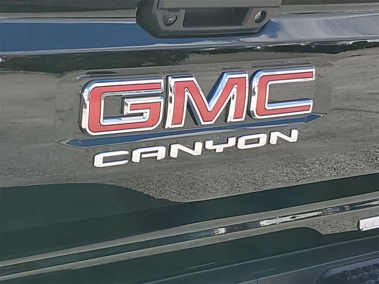 2023 GMC Canyon 2WD Elevation Crew Cab 12
