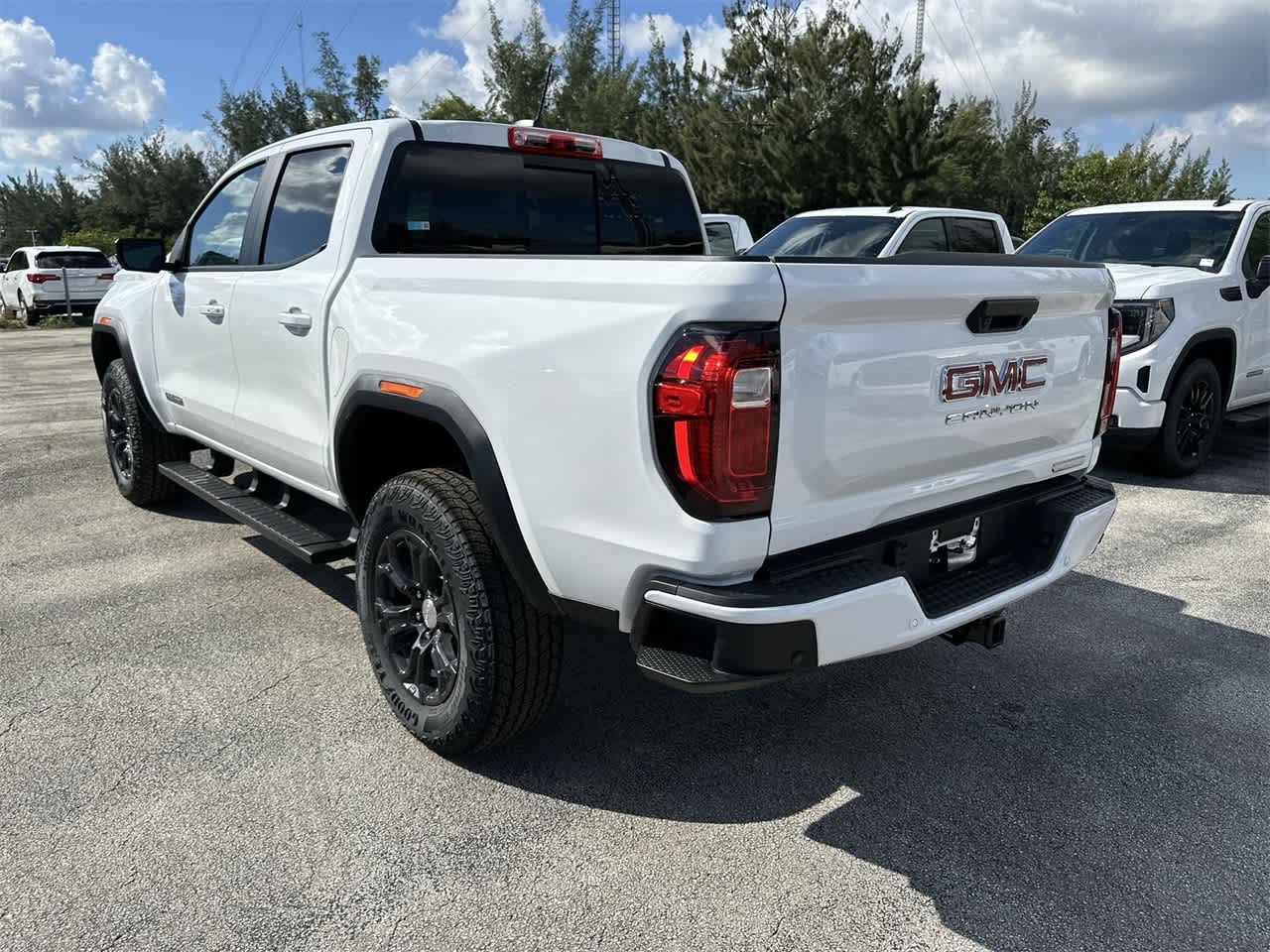 2024 GMC Canyon 2WD Elevation Crew Cab 7