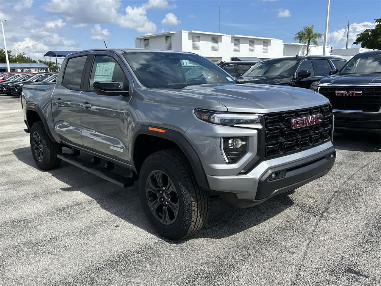 2024 GMC Canyon 2WD Elevation Crew Cab 3