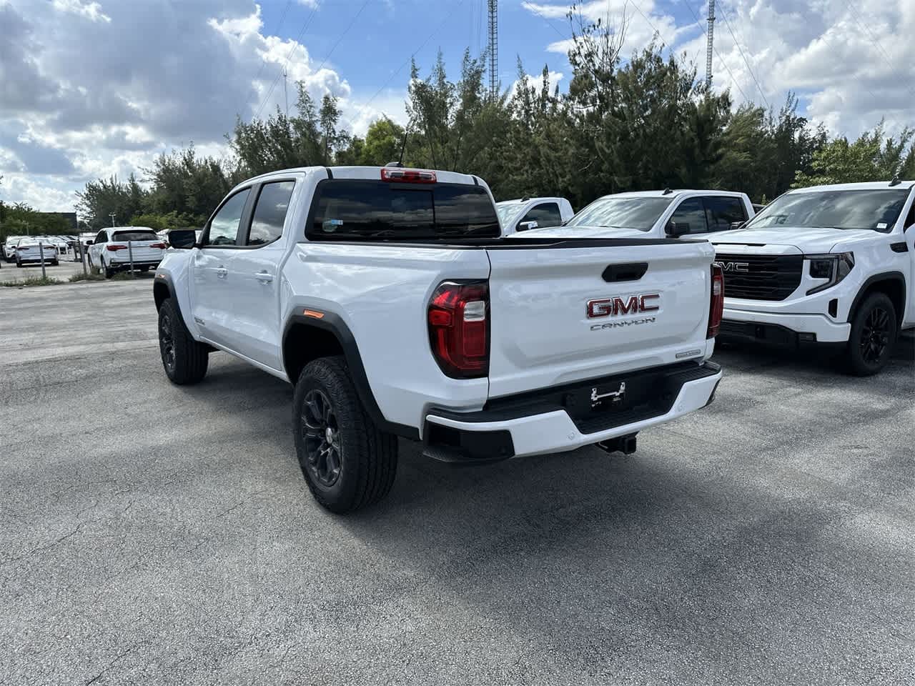 2024 GMC Canyon 2WD Elevation Crew Cab 7