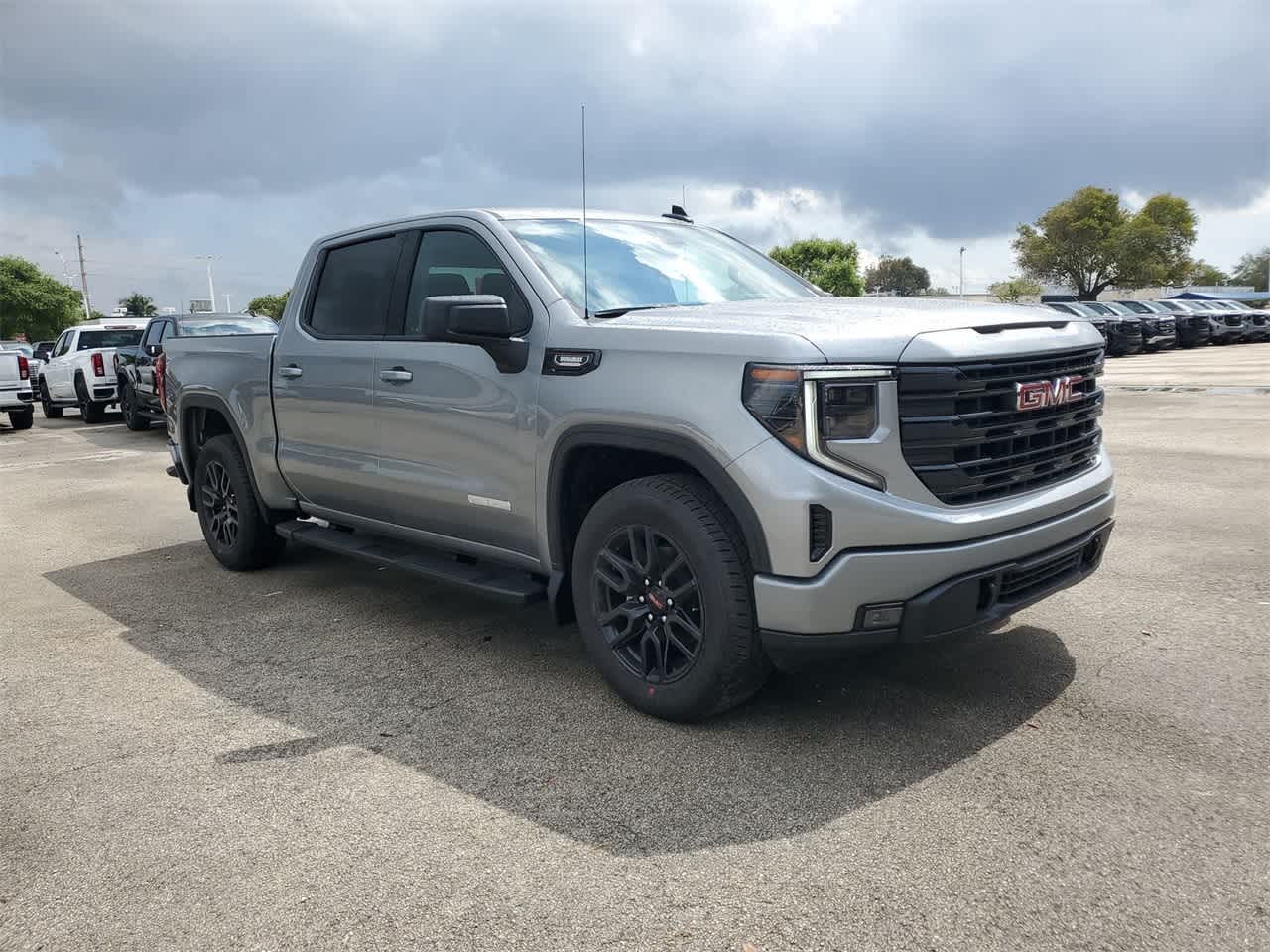 2024 GMC Sierra 1500 Elevation 2WD Crew Cab 147 3