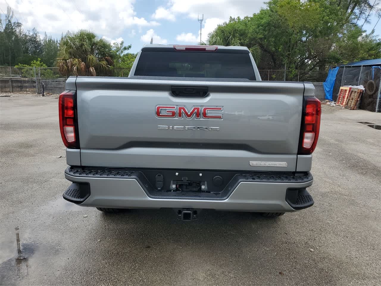 2024 GMC Sierra 1500 Elevation 2WD Crew Cab 147 5