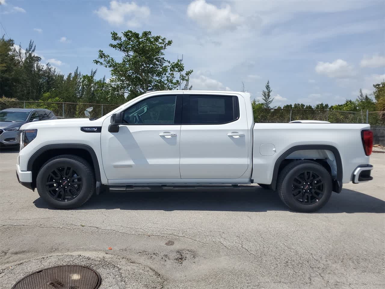 2024 GMC Sierra 1500 Elevation 2WD Crew Cab 147 8