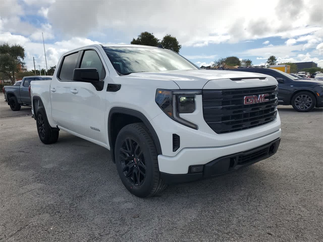 2024 GMC Sierra 1500 Elevation 2WD Crew Cab 147 3