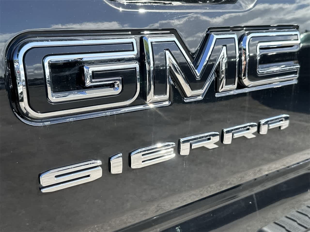 2024 GMC Sierra 1500 Elevation 2WD Double Cab 147 12