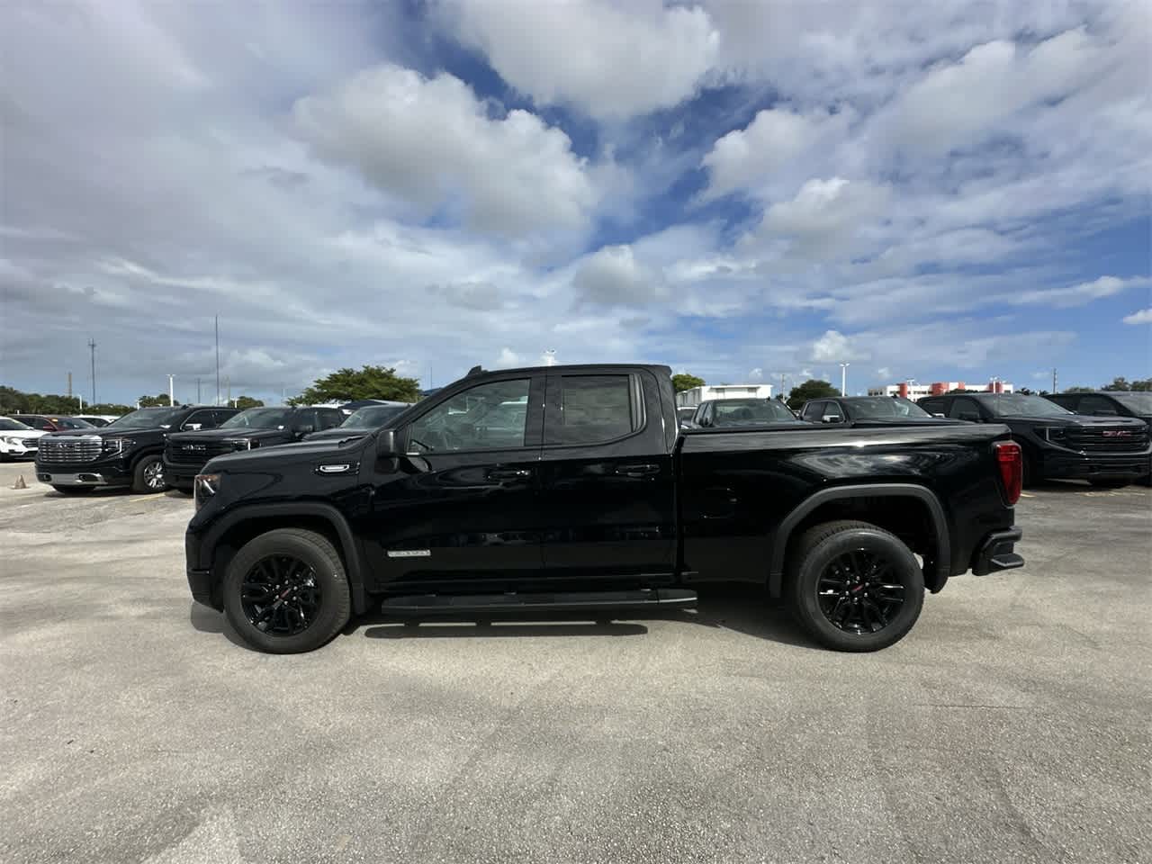 2024 GMC Sierra 1500 Elevation 2WD Double Cab 147 14