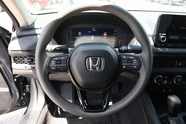 2023 Honda Accord LX 16