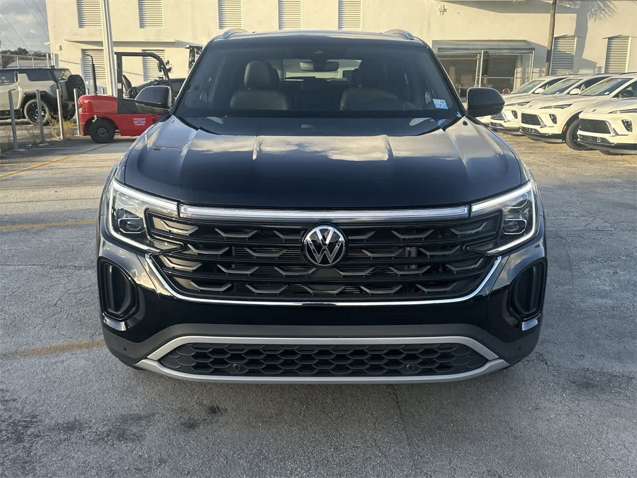 2024 Volkswagen Atlas Cross Sport 2.0T SEL 2