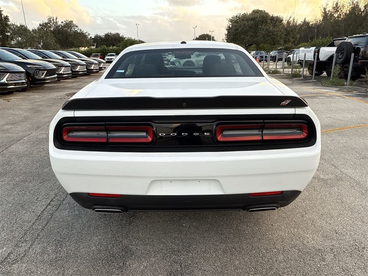 2023 Dodge Challenger SXT 5