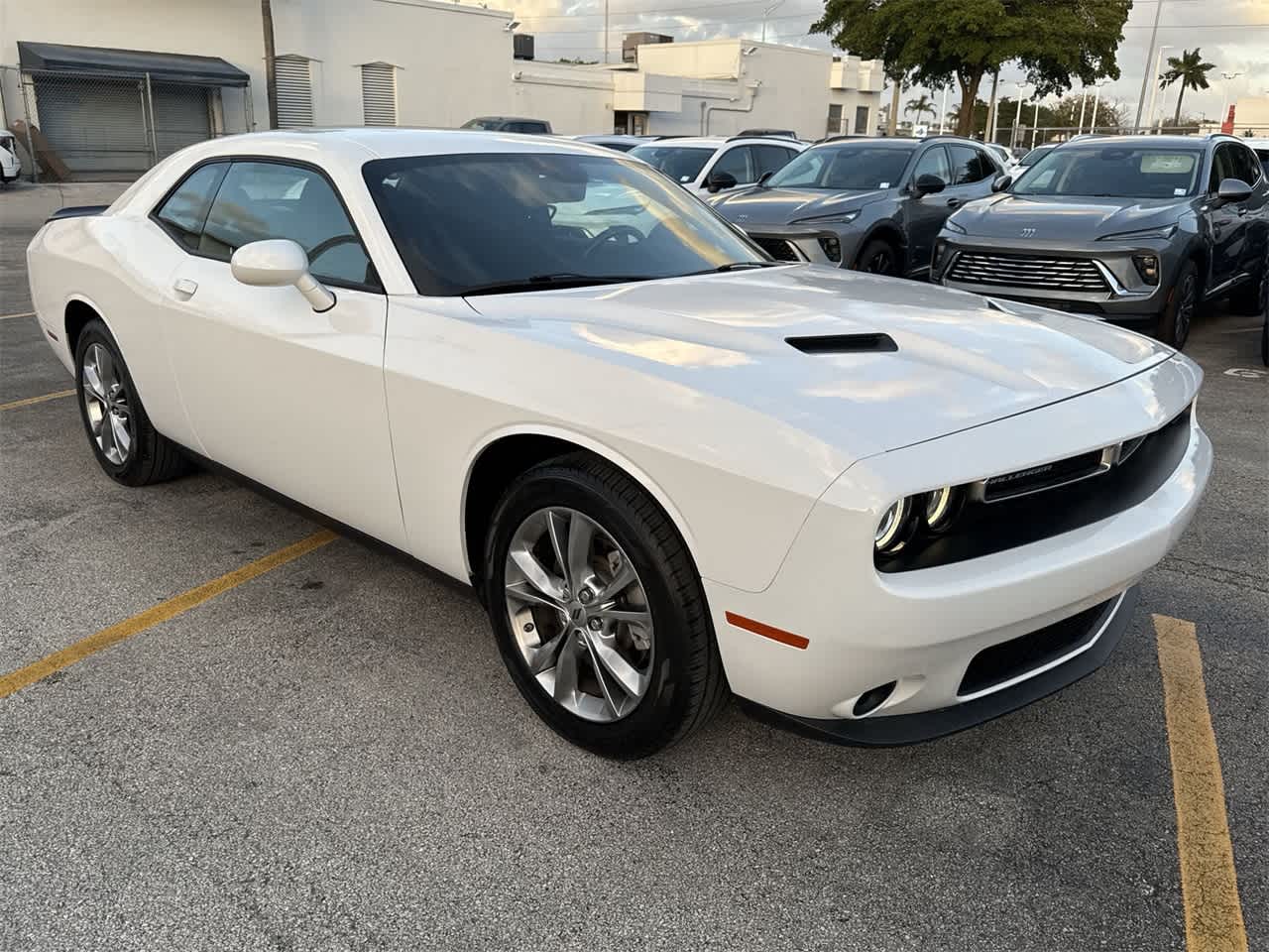 2023 Dodge Challenger SXT 3