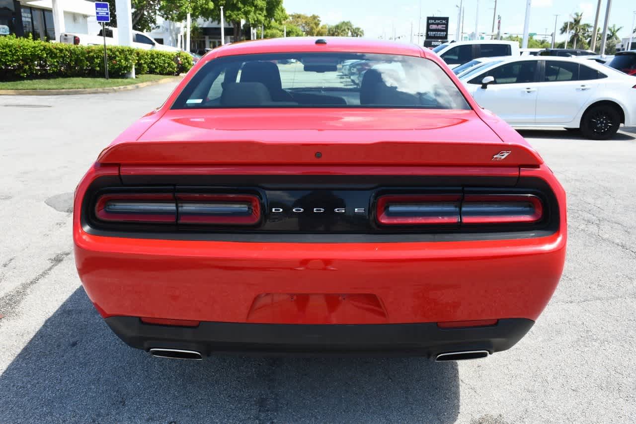 2022 Dodge Challenger GT 4