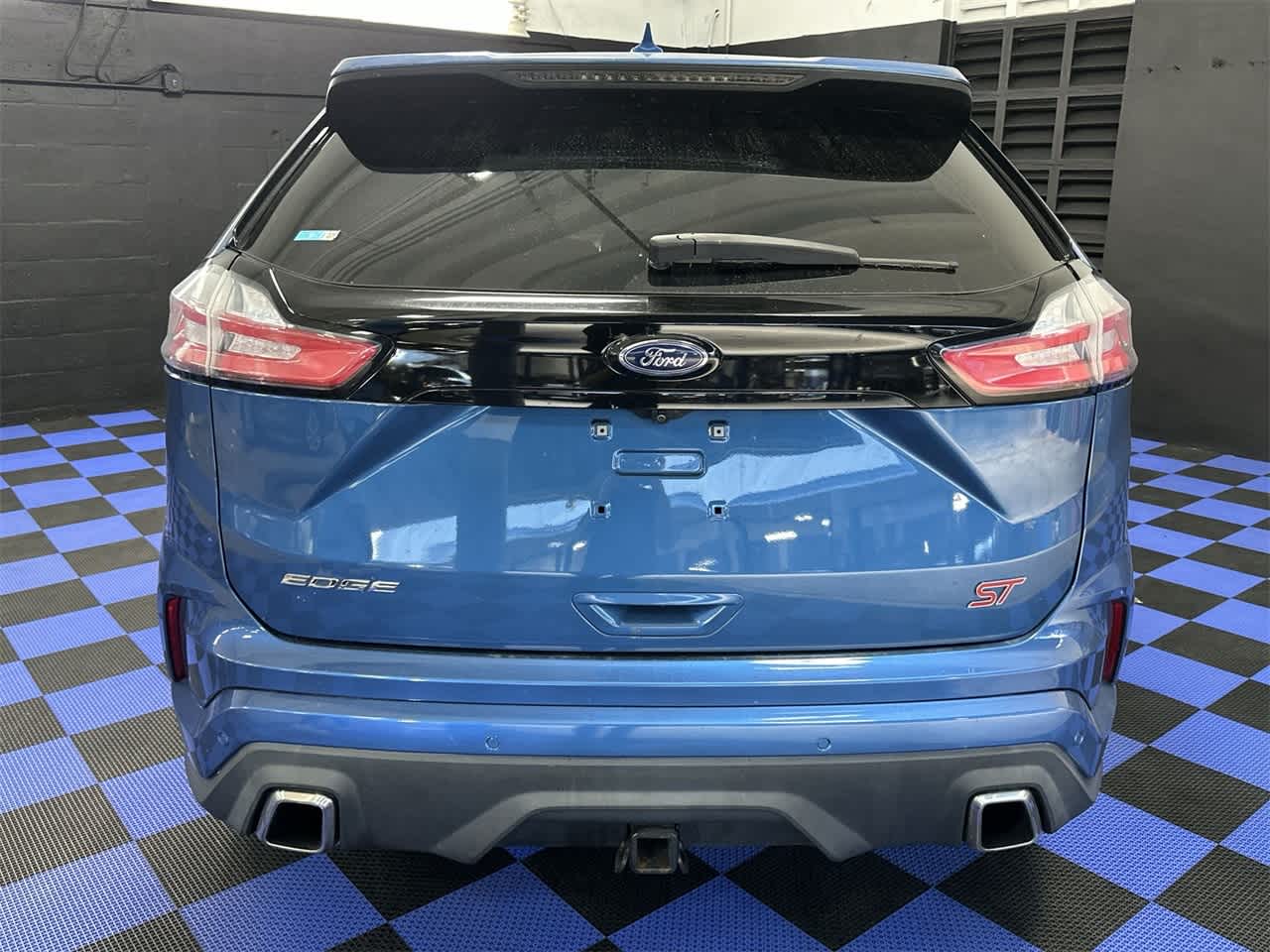 2019 Ford Edge ST 5