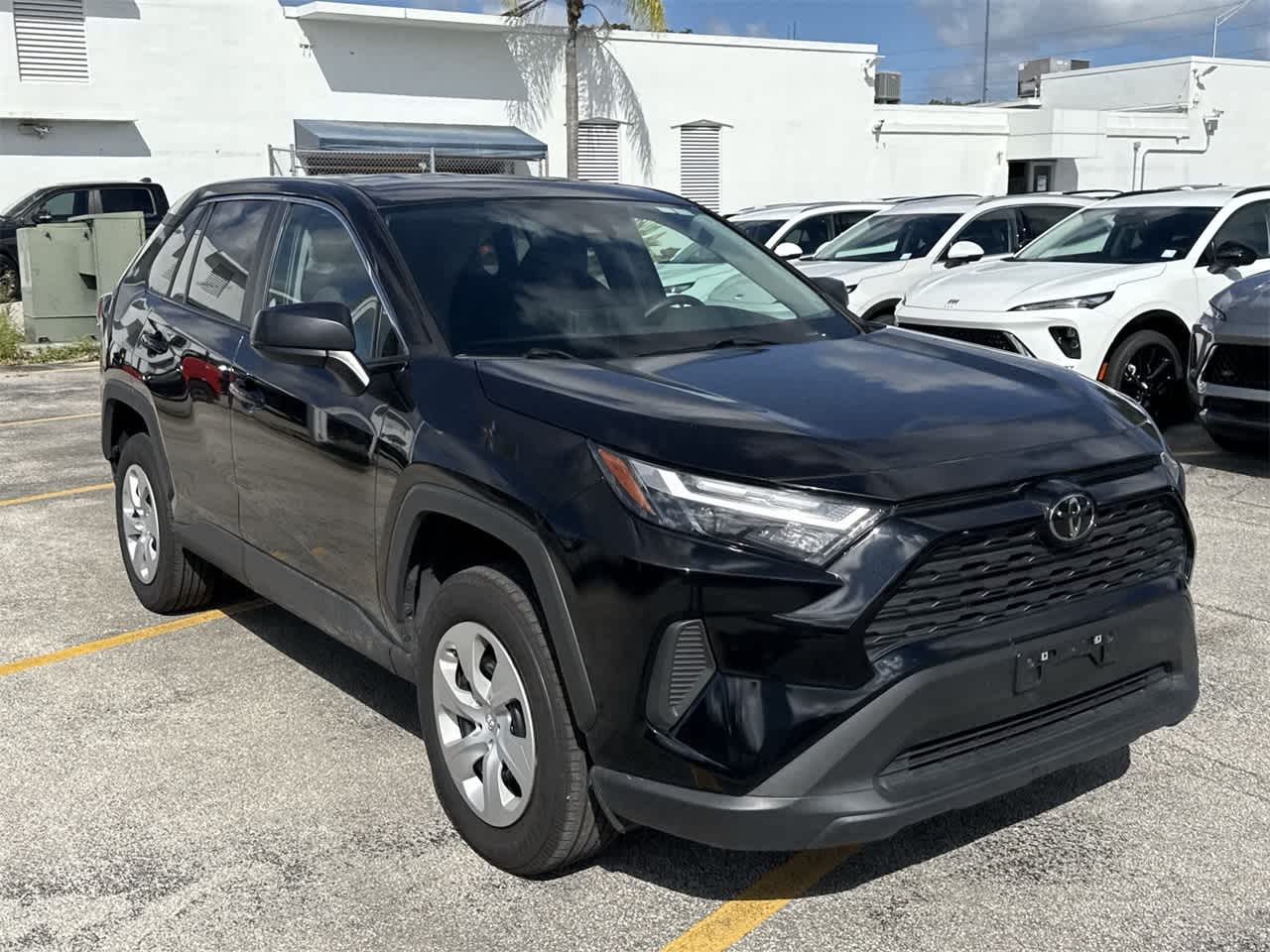 2024 Toyota RAV4 LE 3