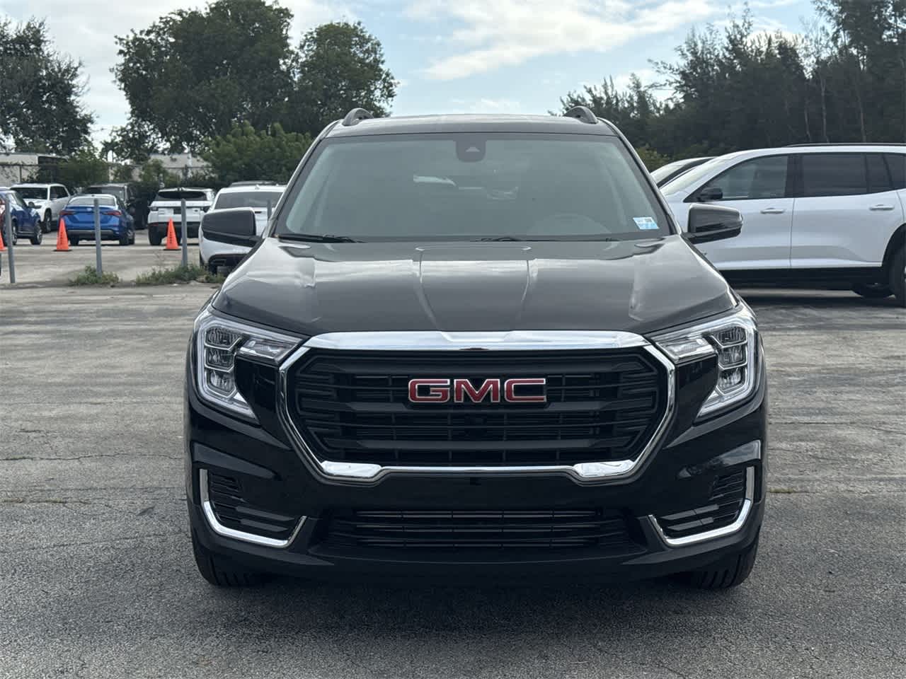 2024 GMC Terrain SLE 2