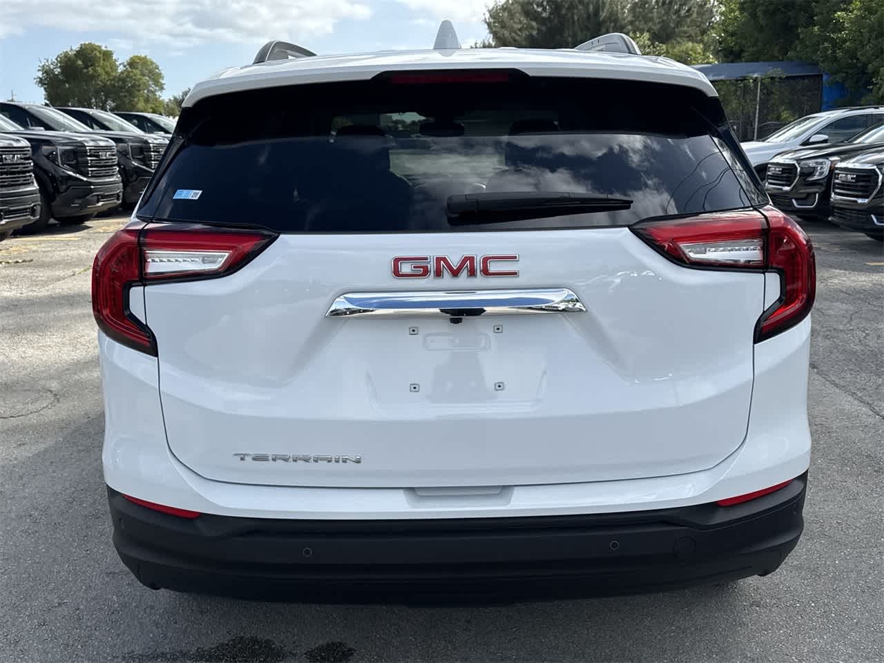 2024 GMC Terrain SLE 5