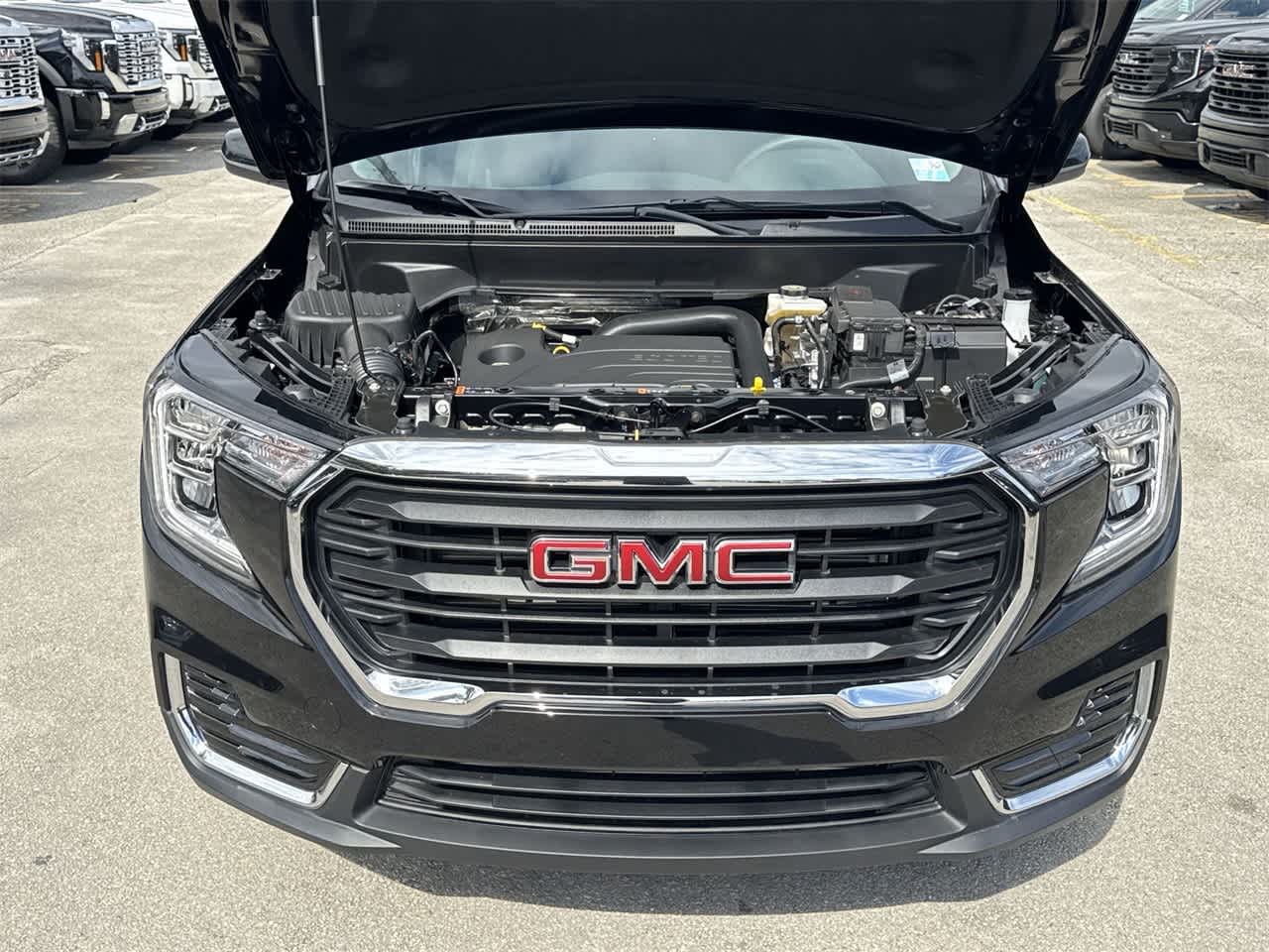 2024 GMC Terrain SLE 10