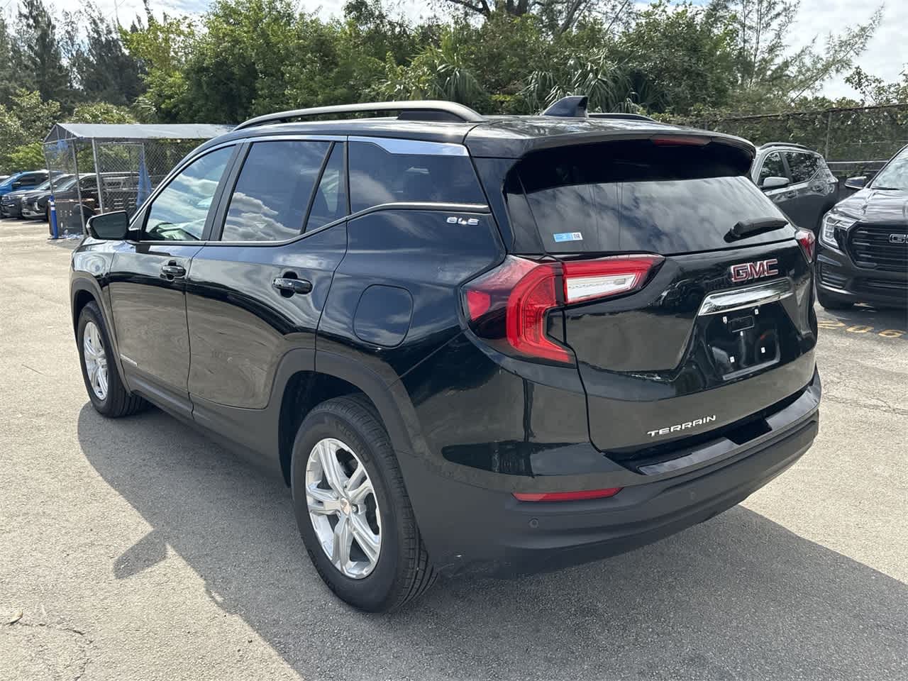 2024 GMC Terrain SLE 7