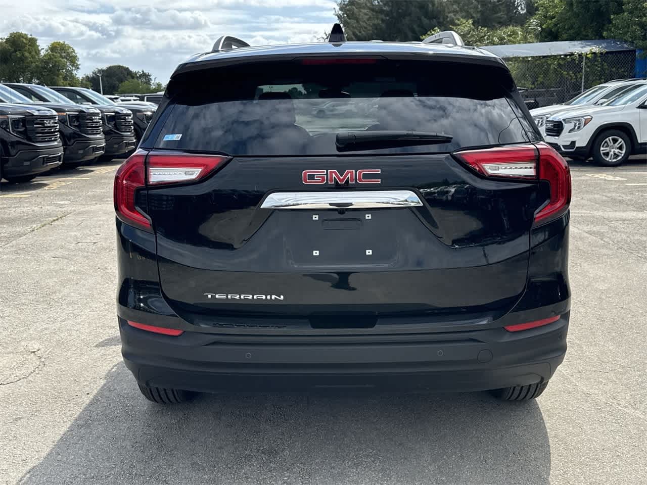 2024 GMC Terrain SLE 5