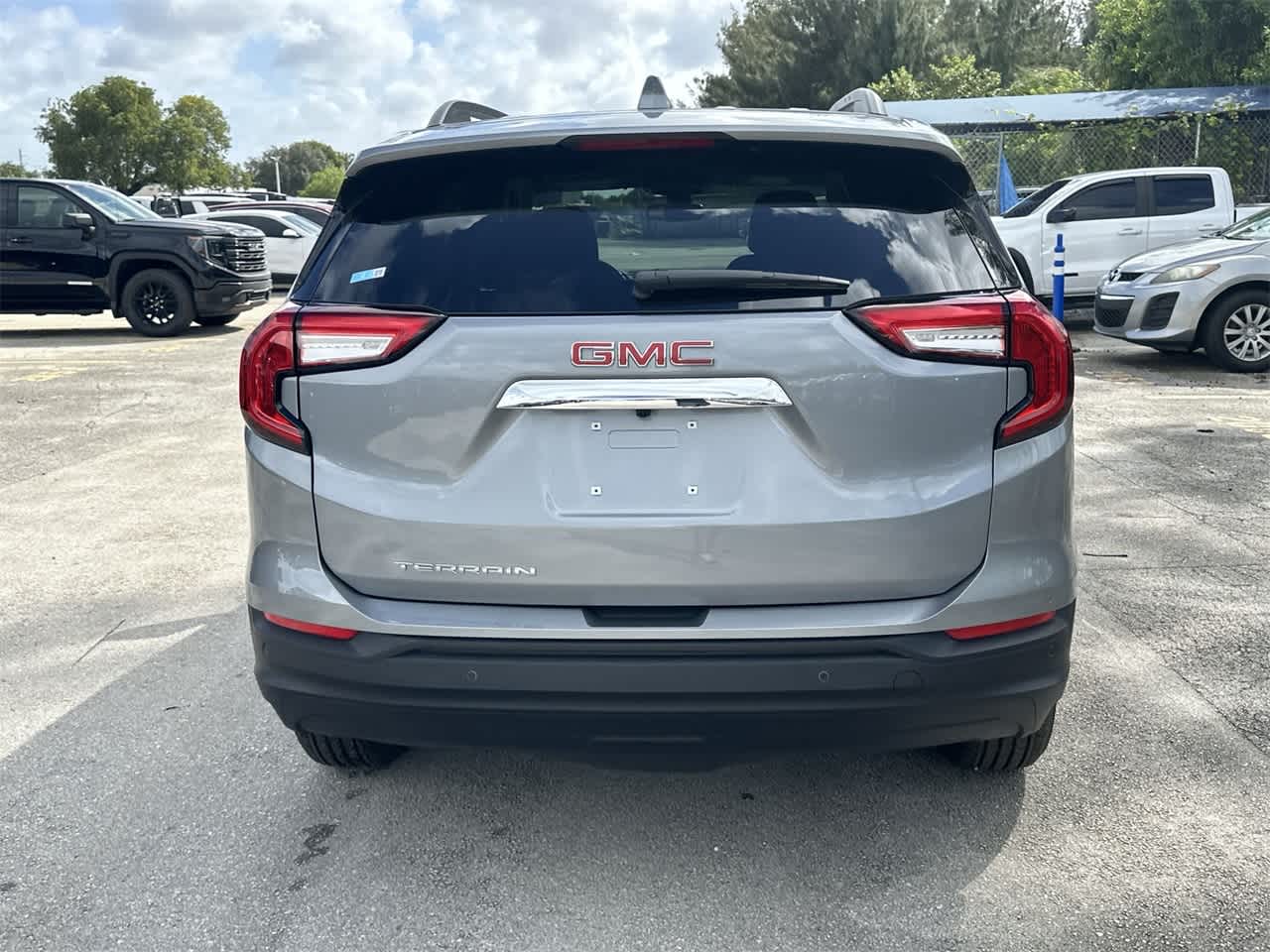 2024 GMC Terrain SLE 5