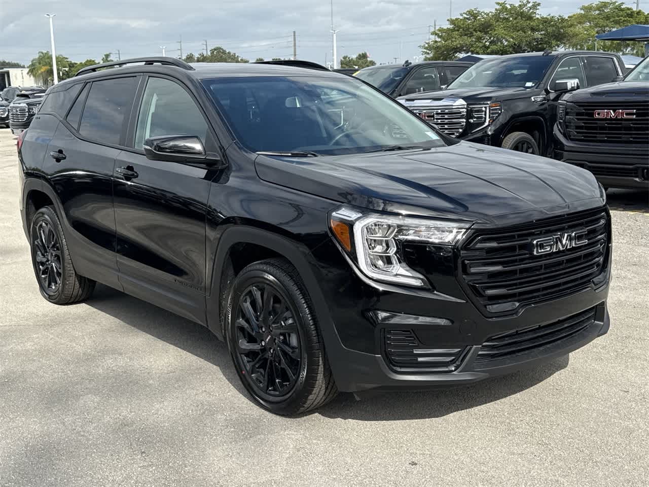 2024 GMC Terrain SLE 3