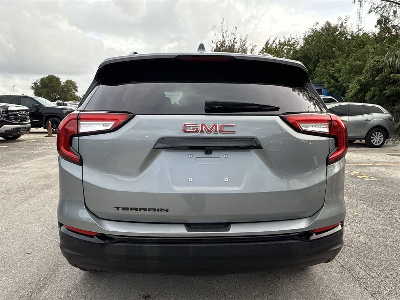 2024 GMC Terrain SLE 5