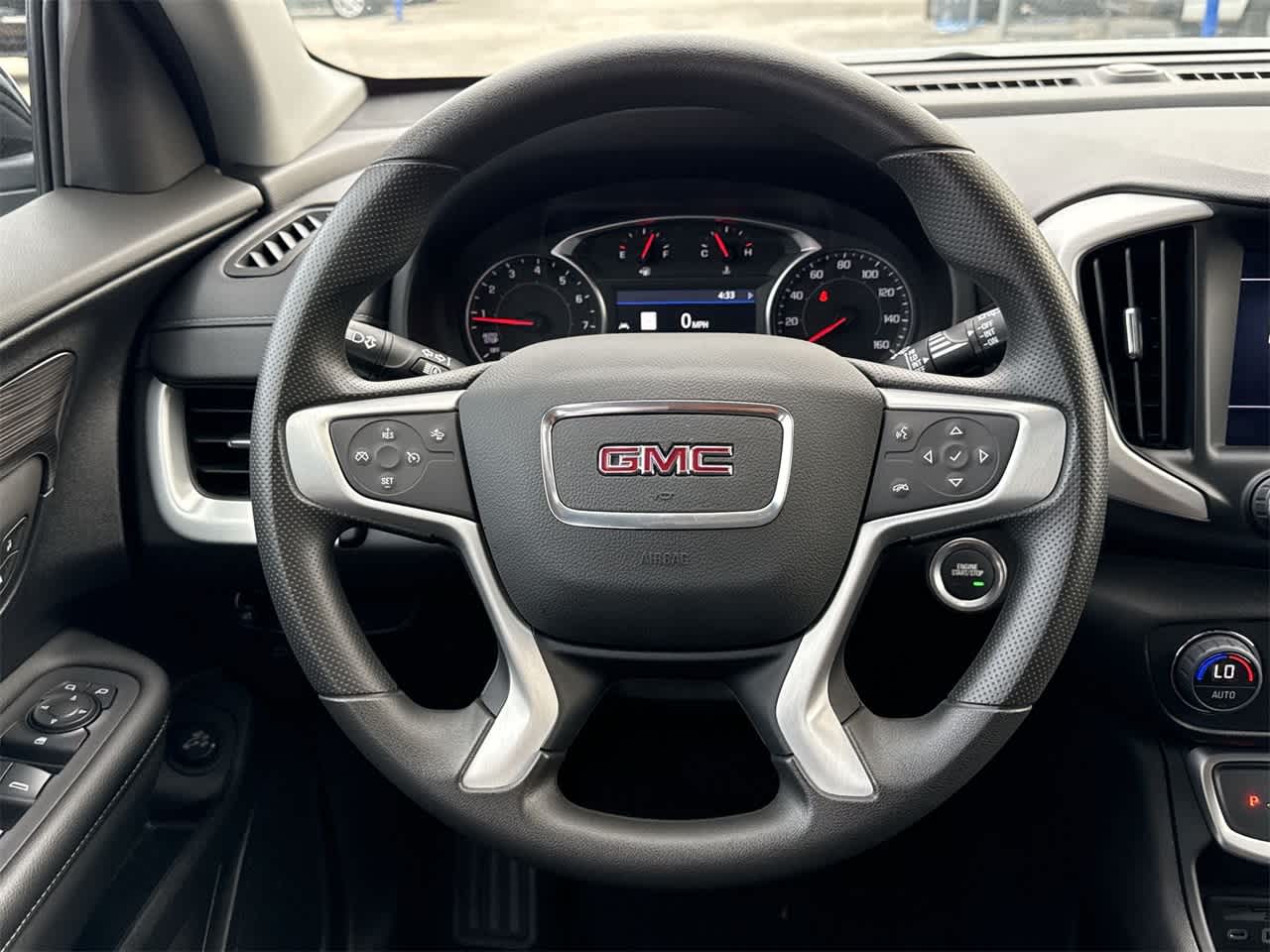 2024 GMC Terrain SLE 13