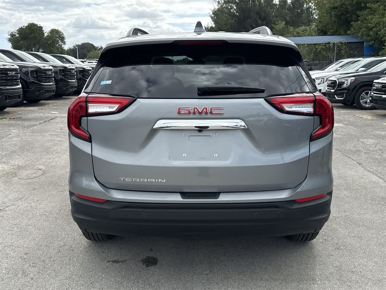 2024 GMC Terrain SLE 5