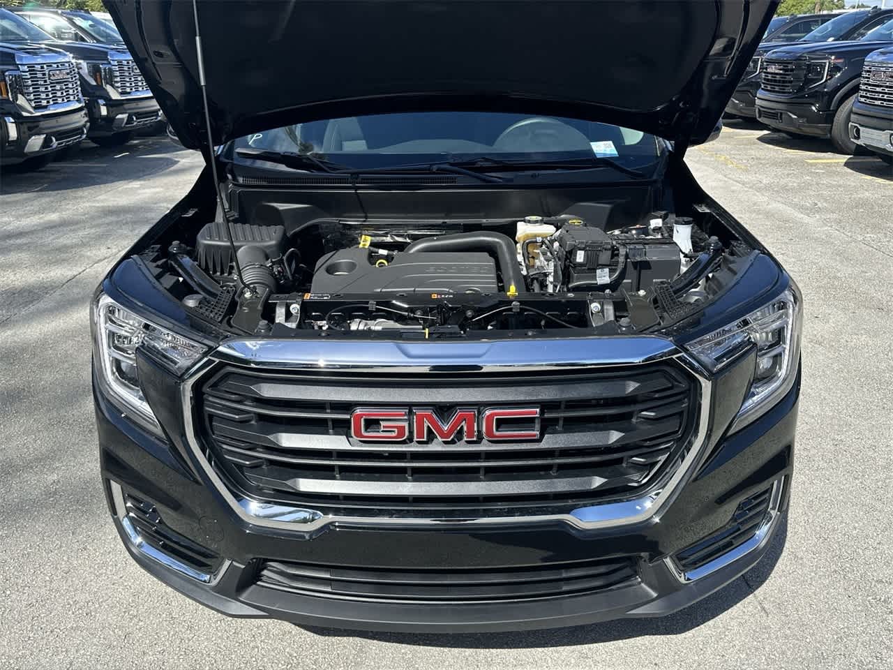 2024 GMC Terrain SLE 10