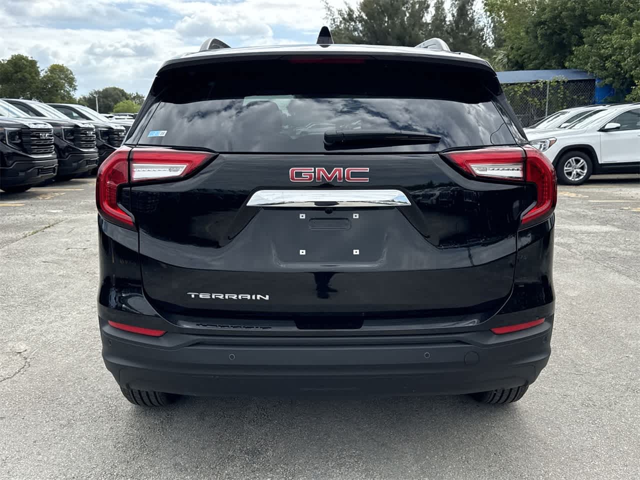 2024 GMC Terrain SLE 5