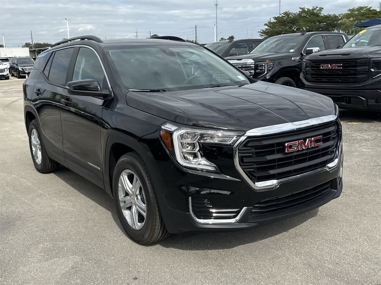 2024 GMC Terrain SLE 3