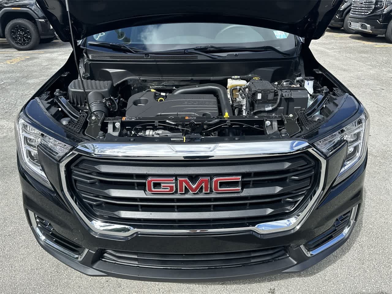 2024 GMC Terrain SLE 10