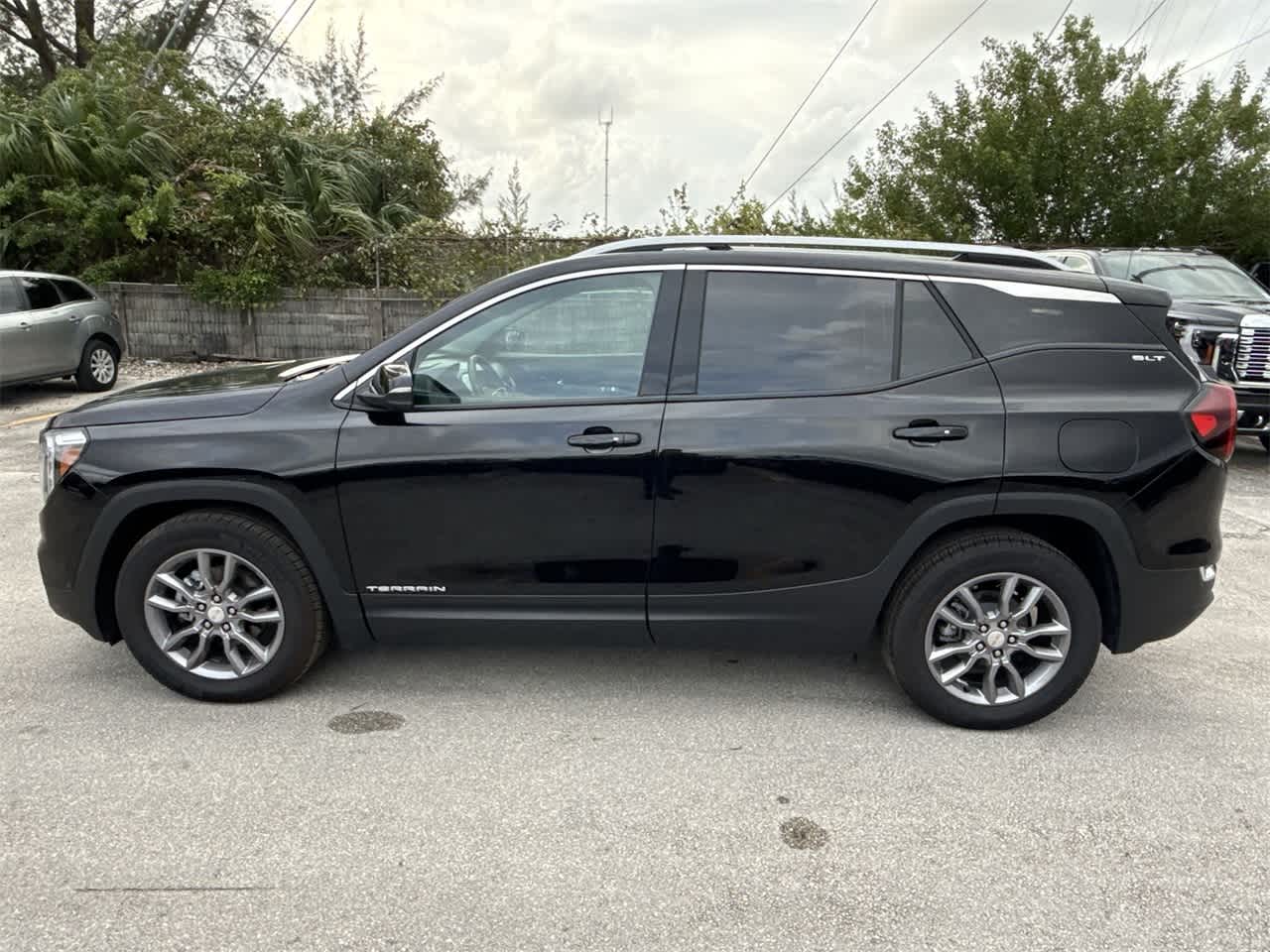 2024 GMC Terrain SLT 8